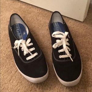 Black Keds